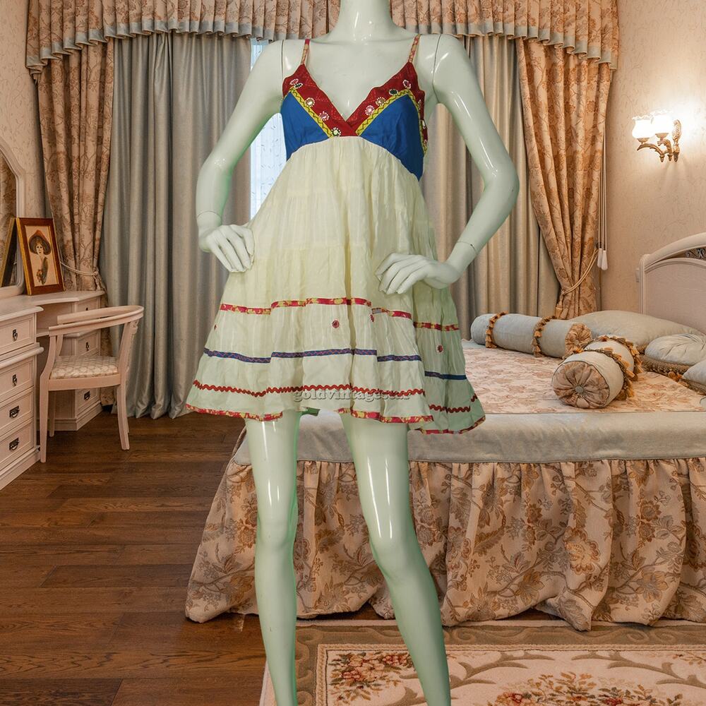 Raga Mirror Embroidered Baby Doll Boho Anthropologie Native India Mini Sun Dress